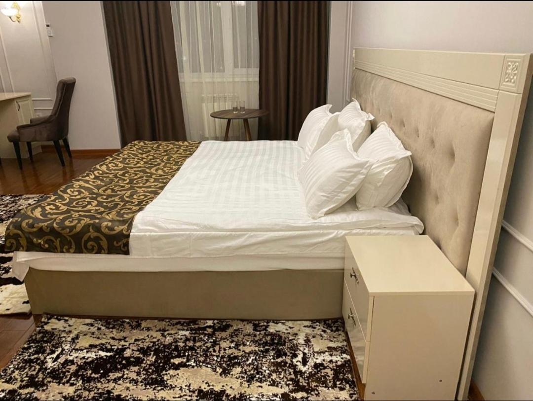 Lamiya Aparts Hotel Almatý Habitación foto