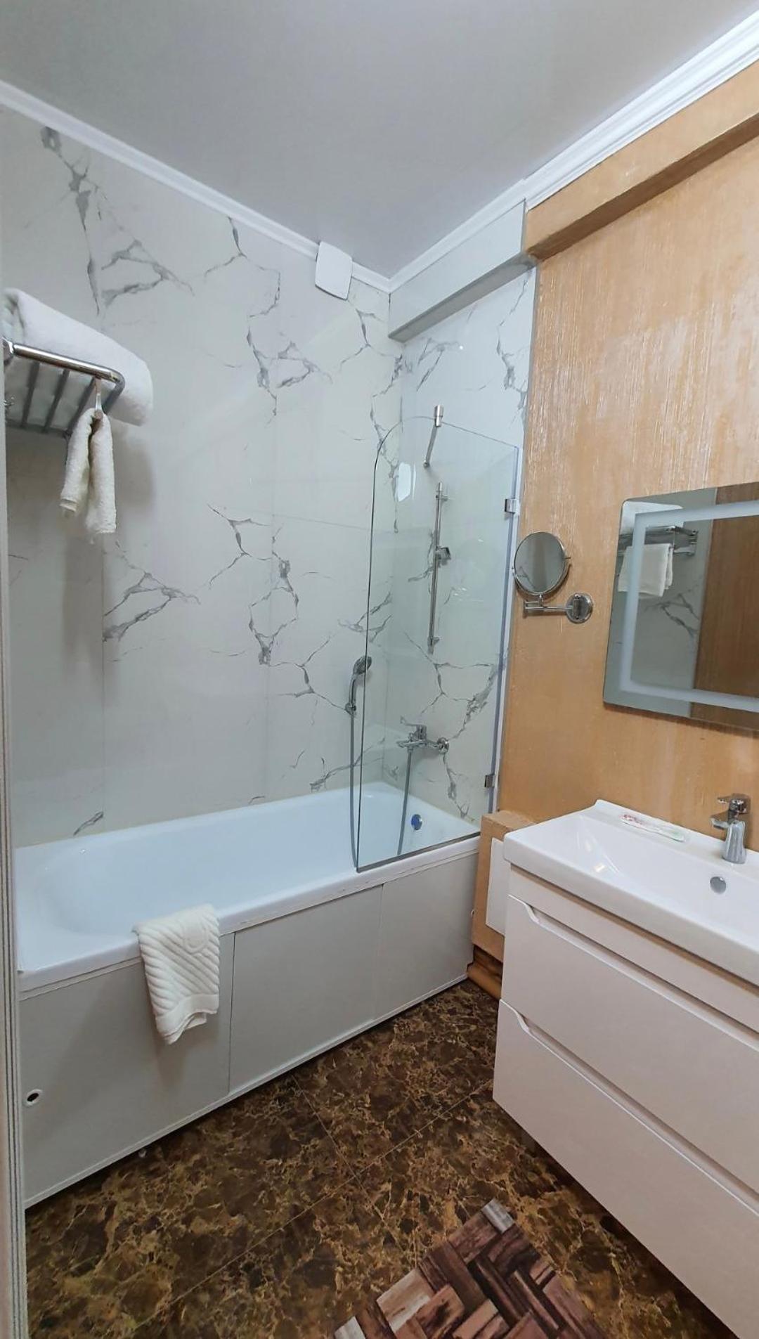 Lamiya Aparts Hotel Almatý Habitación foto